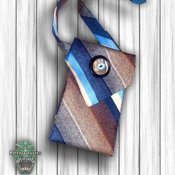 VINTAGE repurposed tie purse - Picture 6 of 8